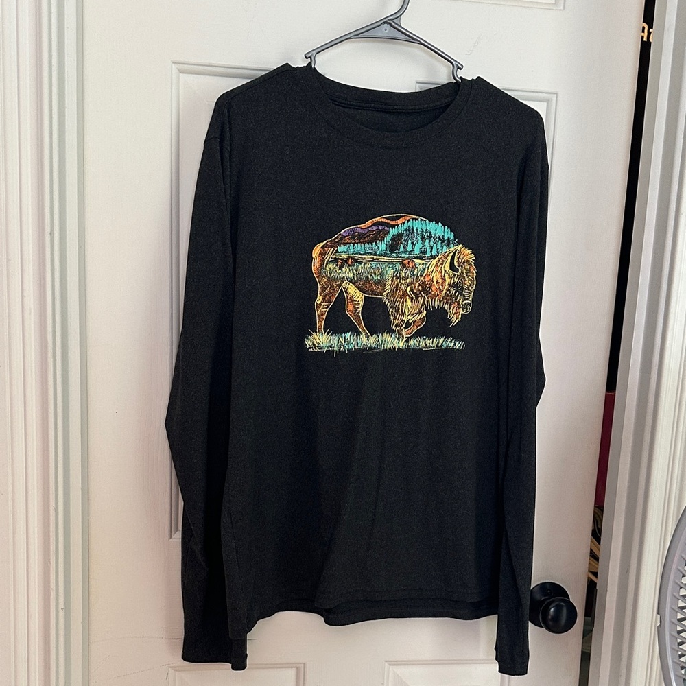Buffalo Graphic Black Long Sleeve Tee